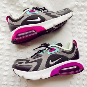 Nike Girls Sneakers - Size 6.5Y